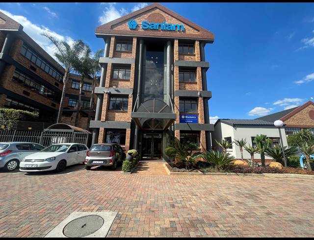 98M² OFFICE TO LET IN JANSENPARK